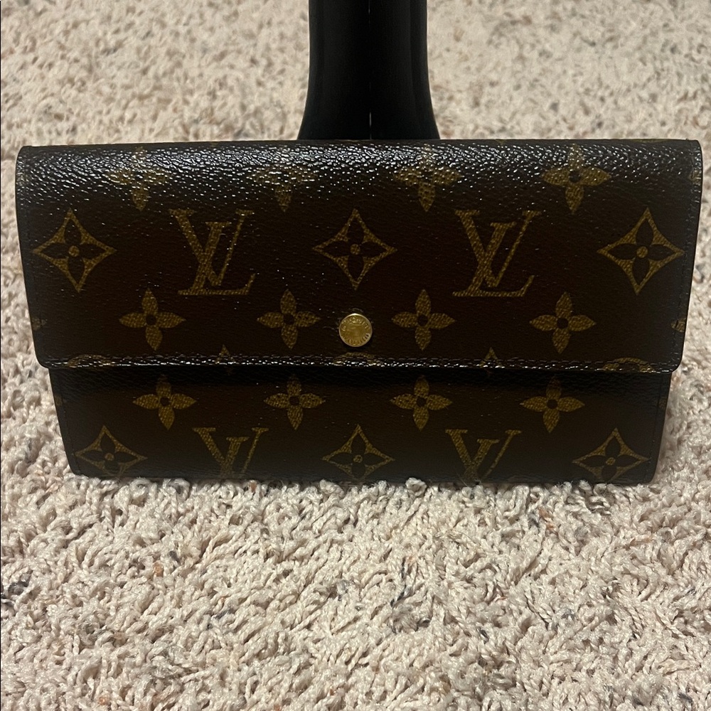 Vintage Louis Vuitton Sarah Monogram Leather Wallet in Brown and Gold